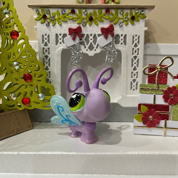 Littlest Pet Shop LPS Purple and Blue Butterfly #478 - Picture 1 of 4